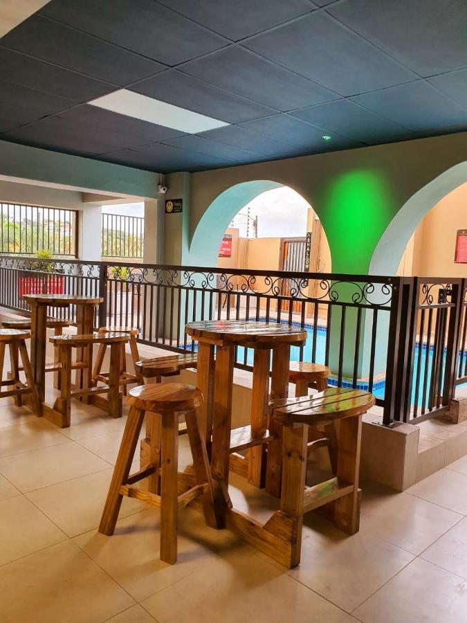 African Sun Lodge Durban Bagian luar foto